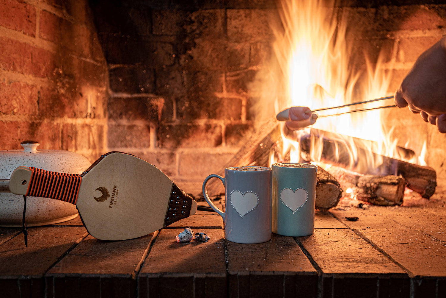 Everyone should own a Firehawk Bellow to roast the best marshmallows. This ultimate handcrafted fire tool emblazed with the flaming hawk stamp - the mark of a genuine top quality bellow. Created with outstanding attention to craftsmanship and design detail